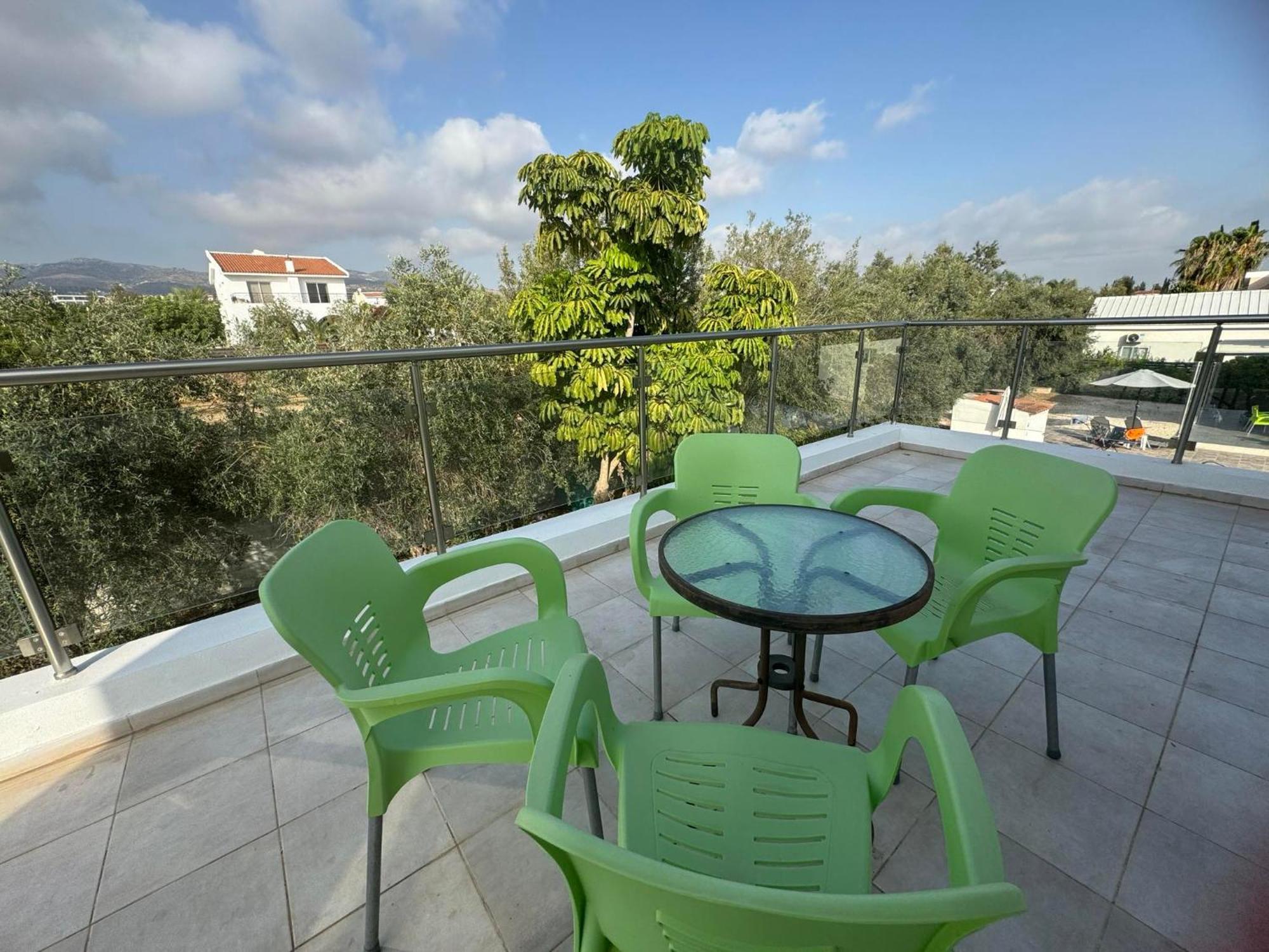 Villa Coralia Gardens 1Km From Coral Bay Beach Esterno foto